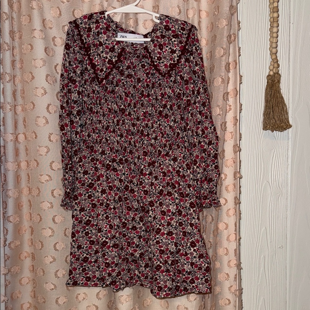Zara Kids Long Sleeve Dress - Red and Black Floral